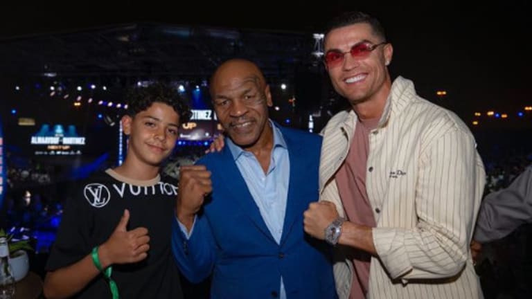 Cristiano Ronaldo y Mike Tyson se llevaron los reflectores en pelea de box